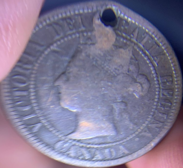 A-Running-Chain-Of-That-Coin-Dude's-World-Coin-Finds.